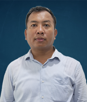 Dr. Salam Nandakishor